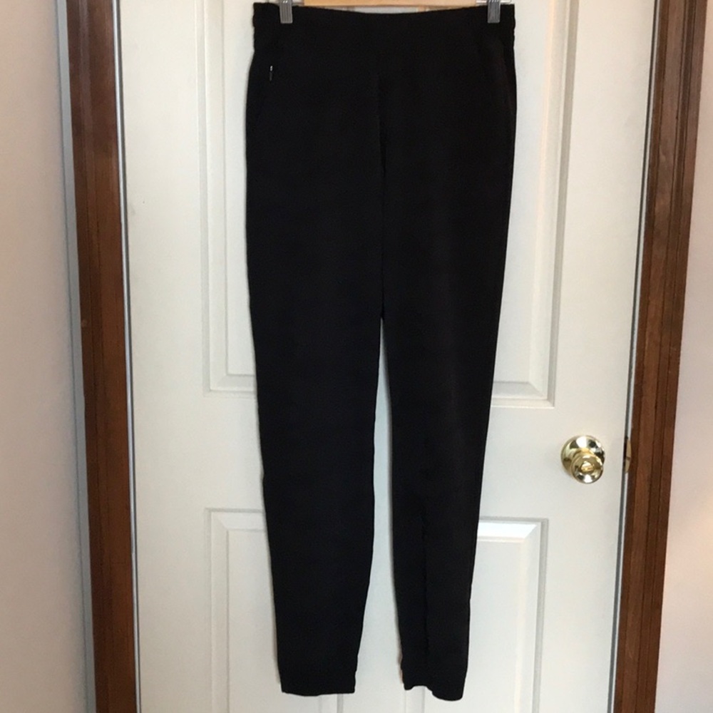 Athleta Brooklyn Black Camo Joggers